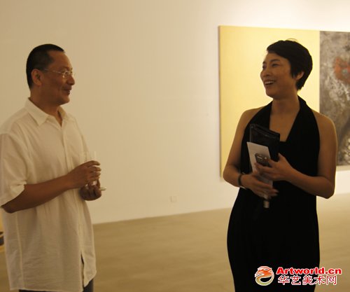 艺术家马路与元典美术馆馆长