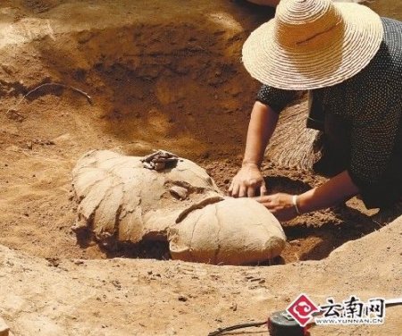 云南丽江永胜考古发现百余座古墓葬