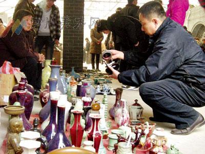 艺术品鉴定行当准入制度缺失 两千元即可出证书