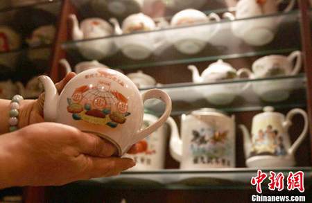 文革时老茶文化 茶壶已成收藏新宠