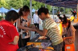 杭师大美术学院参展浙窑运河天地创艺美集