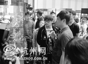 古琴抢占一席之地 “寒泉琴”拍出517.5万