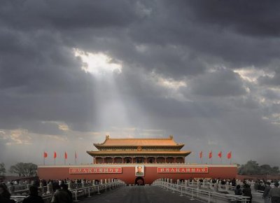 天安门丢画事件三大疑点浮出水面