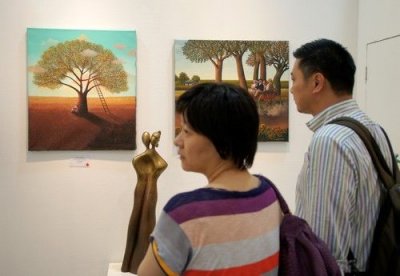 上海艺博会：杜绝虚高胜拍卖 货真价实惠百姓