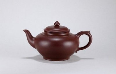 “壶艺泰斗”顾景舟制紫砂壶亮相歌德2011秋拍