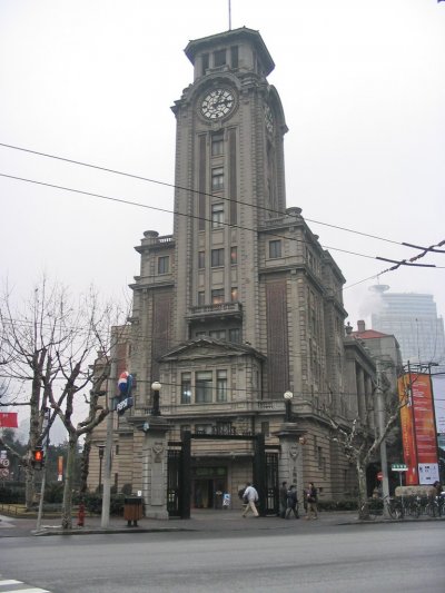 艺术家对上海美术馆搬迁各抒己见 多数反对