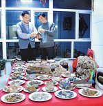 农民靠捡肉石发了家