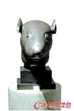 2008年10月，佳士得宣布，将拍卖圆明园鼠首和兔首铜像。2009年2月26日，铜像被拍出，但因拍品无法入境，买家不付款。（CFP供图）