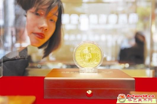 　楚天金报讯 图为：今年发行的金猫30年纪念币