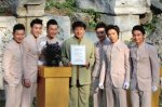 成龙向圆明园捐赠新十二生肖兽首