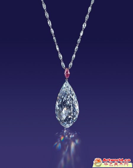 一条钻石吊坠项链(拍品编号1706，估价：66,800,000-98,000,000港元／8,500,000-12,500,000美元)